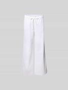 Juvia Wide Fit Stoffhose mit Eingrifftaschen in Weiss, Größe L