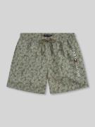 Tommy Hilfiger Regular Fit Badehose mit Logo Print in Oliv, Größe L