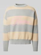 PROHIBITED Strickpullover mit Label-Print in Hellgrau, Größe S