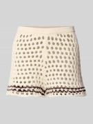LeGer by Lena Gercke Shorts mit Lochstickerei Modell 'Laren' in Offwhi...