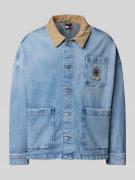 Tommy Jeans Relaxed Fit Jeansjacke mit Kontrast-Kragen in Hellblau, Gr...