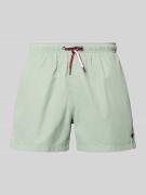 MCNEAL Badehose mit elastischem Bund und Tunnelzug in Metallic Gruen, ...