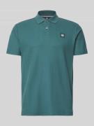 Lerros Regular Fit Poloshirt mit Label-Detail und Knopfleiste in Gruen...