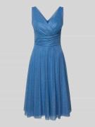 TROYDEN COLLECTION Knielanges Cocktailkleid mit V-Ausschnitt in Rauchb...