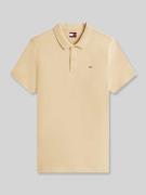 Tommy Jeans Regular Fit Poloshirt Modell 'TJM SLIM PLACKET POLO EXT' i...