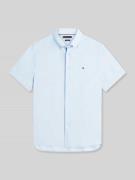 Tommy Hilfiger Regular Fit Kurzarmhemd aus reinem Leinen in Hellblau, ...