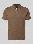 MCNEAL Regular Fit Poloshirt mit Strukturmuster in Mittelbraun, Größe ...