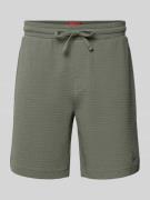 HUGO Regular Fit Sweatshorts aus Baumwoll-Mix Modell 'AUSTIN' in Khaki...