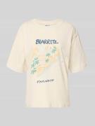 Jake*s Casual T-Shirt mit Motiv-Print und Rundhalsausschnitt in Beige,...