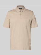 MAERZ Muenchen Regular Fit Poloshirt mit Brusttasche in Beige, Größe 4...