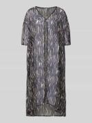 Pieces Oversized Kaftan mit Allover-Muster Modell 'ATRUD' in Dunkelbra...
