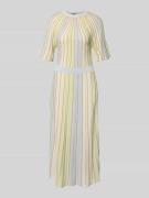 s.Oliver BLACK LABEL Tailliertes Strickkleid aus Viskose-Mix in Rauchb...