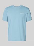 CHAMPION T-Shirt mit Label-Stitchings und Rundhalsausschnitt in Rauchb...