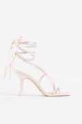 H&M Satinsandaletten mit Spool Heel Hellrosa, Heels in Größe 39. Farbe...