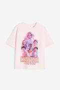H&M Baumwoll-T-Shirt mit Print Hellrosa/Stranger Things, T-Shirts & To...