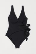 H&M Shape-Badeanzug Schwarz, Badeanzüge in Größe 32. Farbe: Black