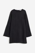H&M Kleid aus Crinklestoff Schwarz, Alltagskleider in Größe XS. Farbe:...