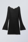 Weekday Kurzes gestricktes Kleid aus Leinenmischung Schwarz, Alltagskl...