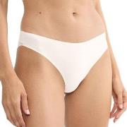 Triumph Body Make-Up Illusion Lace Highleg Tai Offwhite 38 Damen